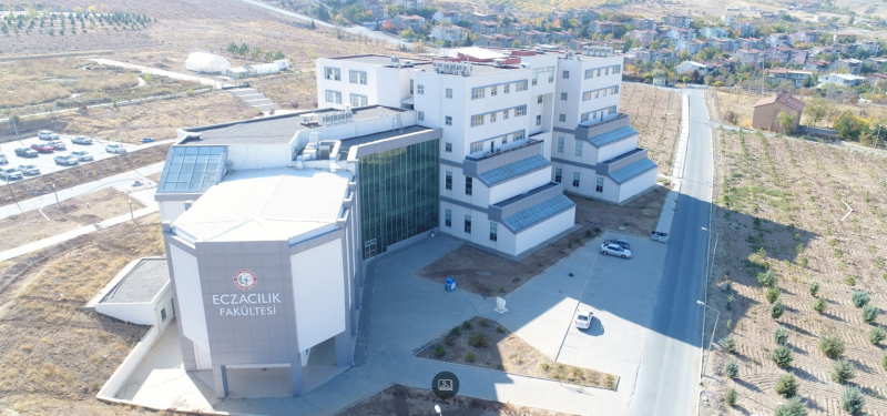 İnönü Üniversitesi Eczacılık Fakültesi