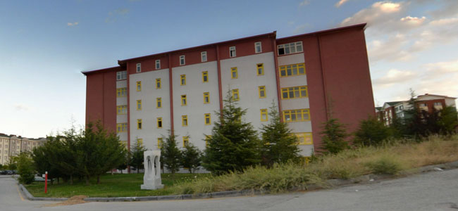 Hacettepe Üniversitesi Yurt Binası

